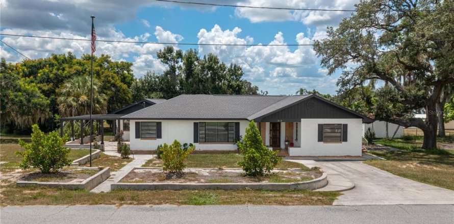 Casa en Frostproof, Florida 3 dormitorios, 235.6 m2 № 1916189