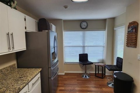 Condo in Sarasota, Florida, 2 bedrooms  № 1840084 - photo 26
