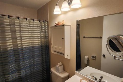 Condo in Sarasota, Florida, 2 bedrooms  № 1840084 - photo 6
