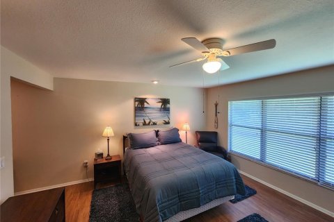 Condo in Sarasota, Florida, 2 bedrooms  № 1840084 - photo 4