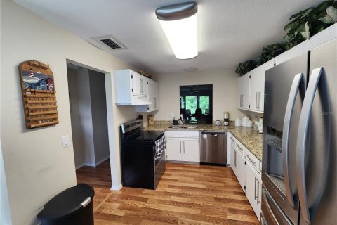 Condo in Sarasota, Florida, 2 bedrooms  № 1840084 - photo 24