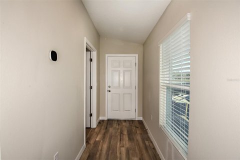 House in Winter Haven, Florida 3 bedrooms, 150.04 sq.m. № 1873480 - photo 17