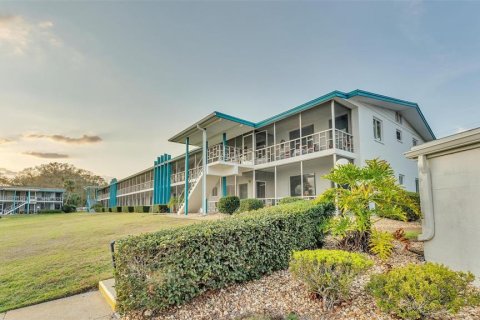 Condominio en venta en Lakeland, Florida, 2 dormitorios, 75.81 m2 № 2240022 - foto 22