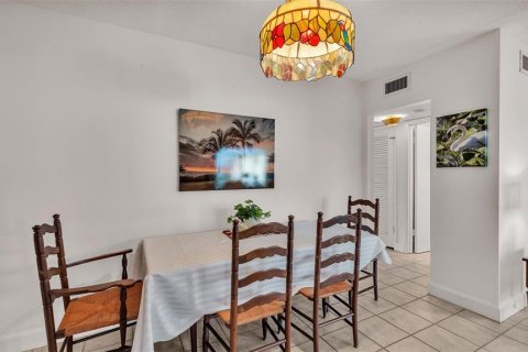 Condominio en venta en Lakeland, Florida, 2 dormitorios, 75.81 m2 № 2240022 - foto 10