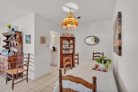 Condominio en venta en Lakeland, Florida, 2 dormitorios, 75.81 m2 № 2240022 - foto 11