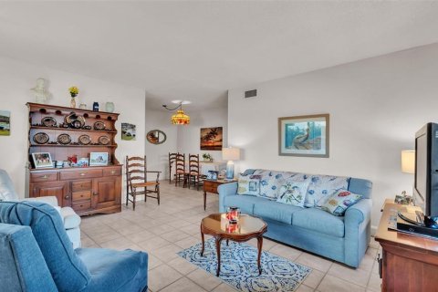 Condominio en venta en Lakeland, Florida, 2 dormitorios, 75.81 m2 № 2240022 - foto 6