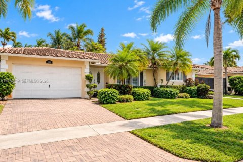Villa ou maison à Hollywood, Floride 4 chambres, 243.03 m2 № 2381810