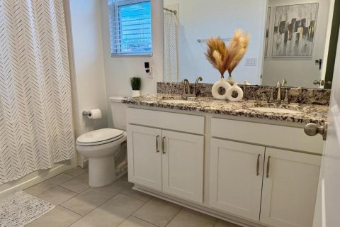 House in Auburndale, Florida 3 bedrooms, 166.02 sq.m. № 2396965 - photo 7
