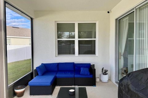 House in Auburndale, Florida 3 bedrooms, 166.02 sq.m. № 2396965 - photo 10