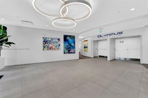 Купить кондоминиум в Халландейл-Бич, Флорида 2 спальни, 139.35м2, № 1811201 - фото 5