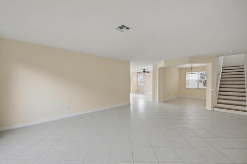 Villa ou maison à vendre à Port St. Lucie, Floride: 5 chambres, 322.84 m2 № 2146867 - photo 7