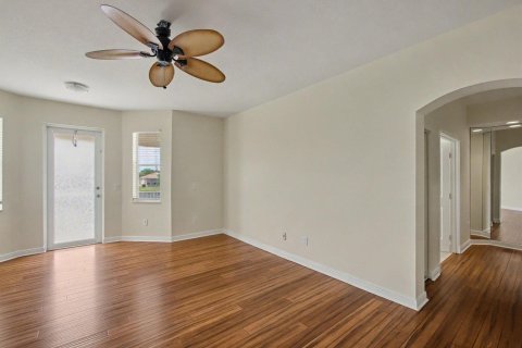 Villa ou maison à vendre à Port St. Lucie, Floride: 5 chambres, 322.84 m2 № 2146867 - photo 23