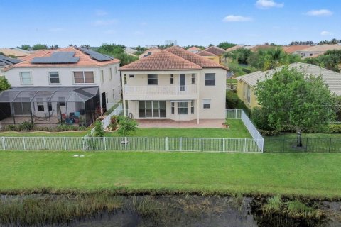 Villa ou maison à vendre à Port St. Lucie, Floride: 5 chambres, 322.84 m2 № 2146867 - photo 5