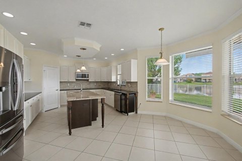 Villa ou maison à vendre à Port St. Lucie, Floride: 5 chambres, 322.84 m2 № 2146867 - photo 14