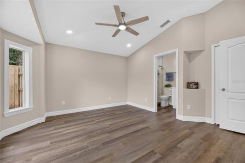 Villa ou maison à vendre à Seffner, Floride: 3 chambres, 120.68 m2 № 2437400 - photo 25
