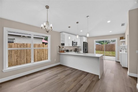 Villa ou maison à vendre à Seffner, Floride: 3 chambres, 120.68 m2 № 2437400 - photo 14