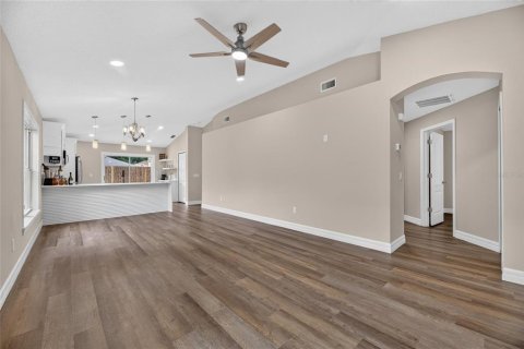 Villa ou maison à vendre à Seffner, Floride: 3 chambres, 120.68 m2 № 2437400 - photo 23
