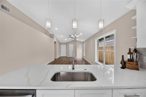 Villa ou maison à vendre à Seffner, Floride: 3 chambres, 120.68 m2 № 2437400 - photo 17