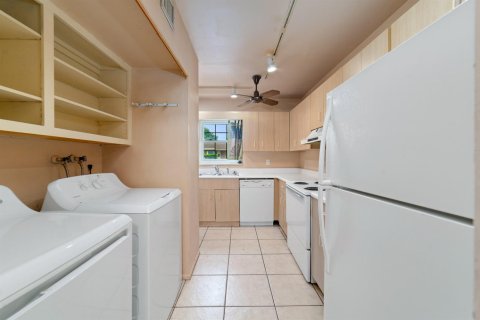 Touwnhouse à vendre à Fort Lauderdale, Floride: 3 chambres, 130.06 m2 № 2388398 - photo 12
