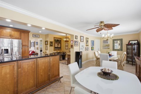 Villa ou maison à vendre à Oakland Park, Floride: 3 chambres, 144 m2 № 2189466 - photo 15