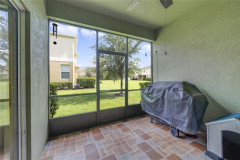 Townhouse in Orlando, Florida 4 bedrooms, 229 sq.m. № 2236974 - photo 10