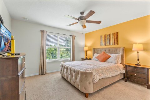 House in Davenport, Florida 8 bedrooms, 374.3 sq.m. № 1850149 - photo 22