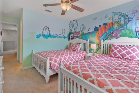 House in Davenport, Florida 8 bedrooms, 374.3 sq.m. № 1850149 - photo 25
