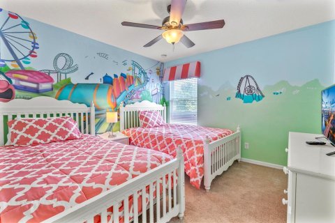 House in Davenport, Florida 8 bedrooms, 374.3 sq.m. № 1850149 - photo 24