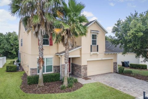 House in Davenport, Florida 8 bedrooms, 374.3 sq.m. № 1850149 - photo 2