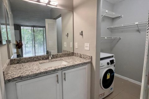 Copropriété à louer à West Palm Beach, Floride: 1 chambre, 48.96 m2 № 2387782 - photo 7