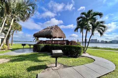 Copropriété à louer à West Palm Beach, Floride: 1 chambre, 48.96 m2 № 2387782 - photo 16