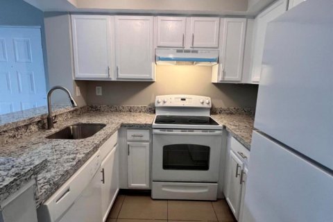 Copropriété à louer à West Palm Beach, Floride: 1 chambre, 48.96 m2 № 2387782 - photo 1