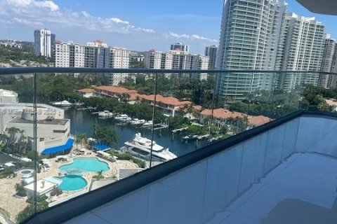 Condo in Aventura, Florida, 2 bedrooms  № 1742370 - photo 28