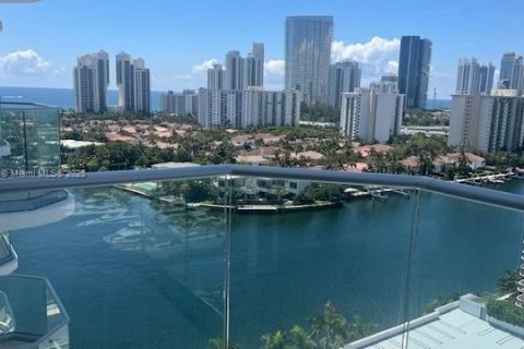 Condo in Aventura, Florida, 2 bedrooms  № 1742370 - photo 23