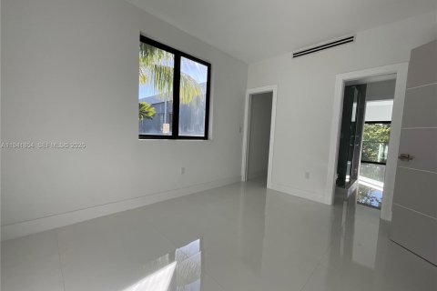 Снять в аренду кондоминиум в Майами, Флорида 3 спальни, 195.09м2, № 2000275 - фото 10