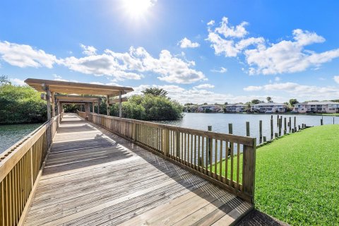 Copropriété à vendre à Oakland Park, Floride: 2 chambres, 99.87 m2 № 2078199 - photo 28