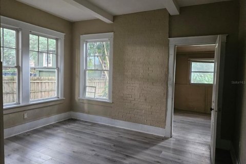 Casa en alquiler en Orlando, Florida, 4 dormitorios, 186.18 m2 № 1908375 - foto 13