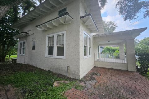 Casa en alquiler en Orlando, Florida, 4 dormitorios, 186.18 m2 № 1908375 - foto 19