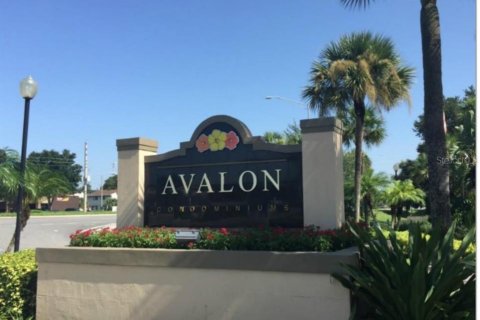Condo in Orlando, Florida, 3 bedrooms  № 1679866 - photo 30