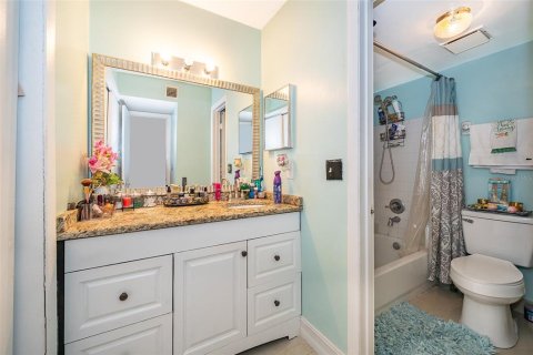 Condo in Orlando, Florida, 3 bedrooms  № 1679866 - photo 25