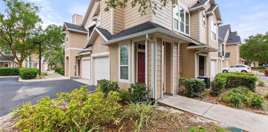 Condo in Ocoee, Florida, 2 bedrooms № 1198023