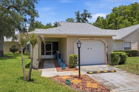 Condo in New Port Richey, Florida, 2 bedrooms  № 2196083