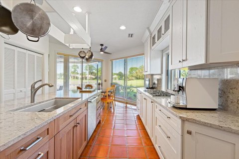 Casa en venta en Port St. Lucie, Florida, 3 dormitorios, 287.53 m2 № 2260096 - foto 18