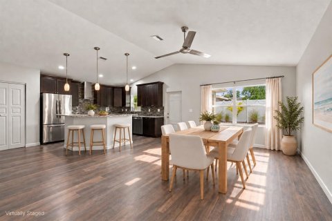 Villa ou maison à vendre à Saint Petersburg, Floride: 3 chambres, 126.16 m2 № 2399453 - photo 2