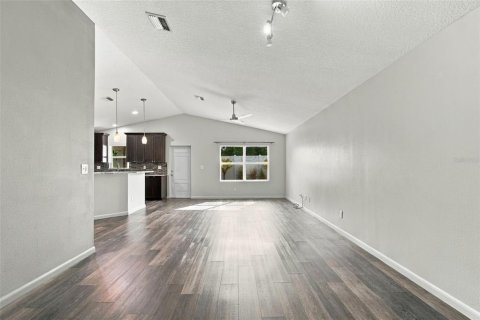Villa ou maison à vendre à Saint Petersburg, Floride: 3 chambres, 126.16 m2 № 2399453 - photo 9
