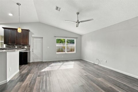 Villa ou maison à vendre à Saint Petersburg, Floride: 3 chambres, 126.16 m2 № 2399453 - photo 13