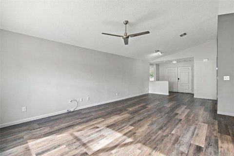Villa ou maison à vendre à Saint Petersburg, Floride: 3 chambres, 126.16 m2 № 2399453 - photo 17