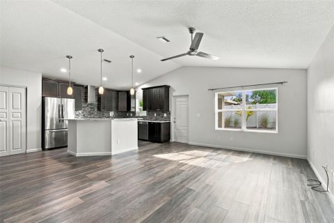 Villa ou maison à vendre à Saint Petersburg, Floride: 3 chambres, 126.16 m2 № 2399453 - photo 15