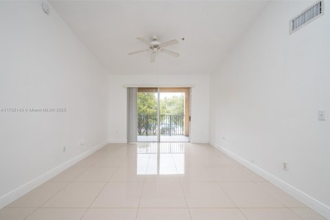 Condo in Miramar, Florida, 2 bedrooms  № 1481531 - photo 12