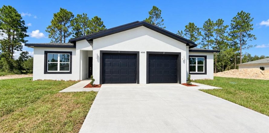 Duplex in Ocala, Florida 6 bedrooms, 247.31 sq.m. № 2381149